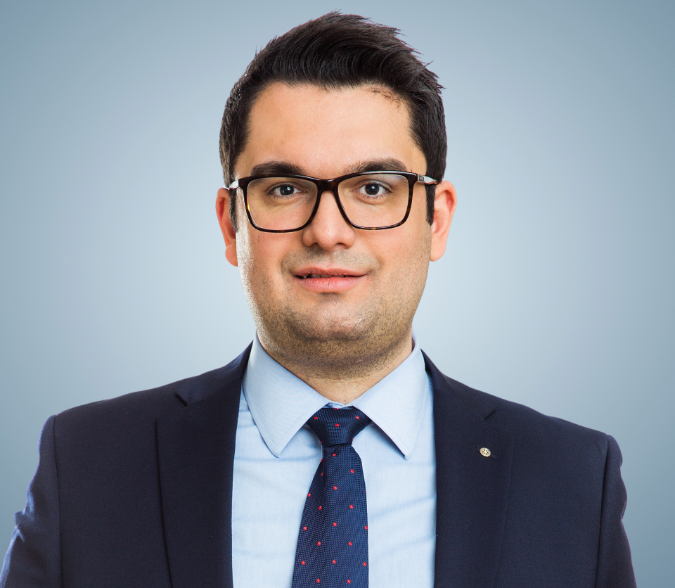  Alexander Moga
